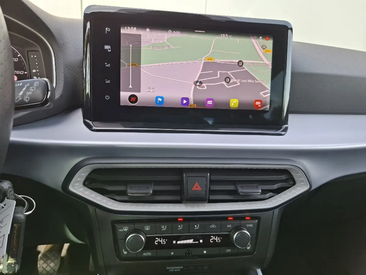 1.0 TSI 110pk FR * Navigatie * Camera * Stoelverwarming * Adaptieve Cruise Control *