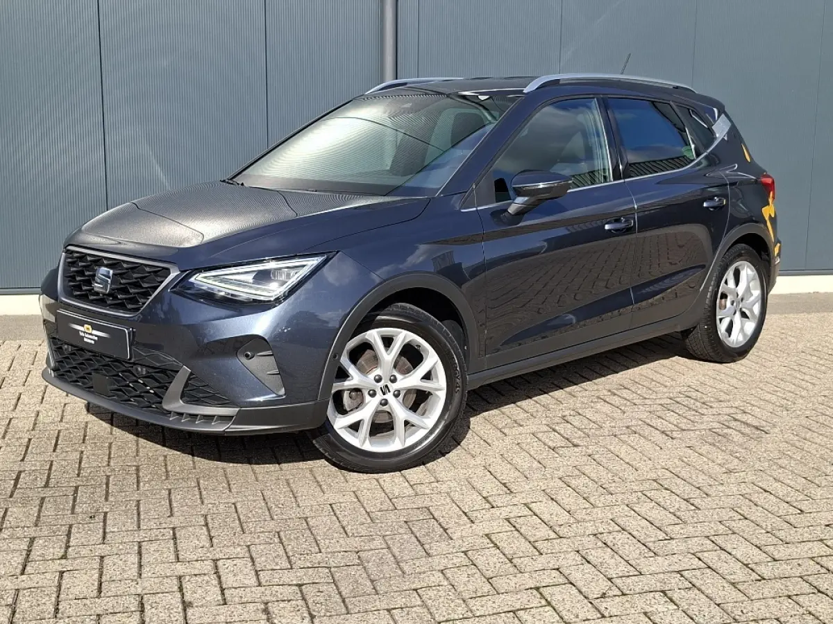 1.0 TSI 110pk FR * Navigatie * Camera * Stoelverwarming * Adaptieve Cruise Control *