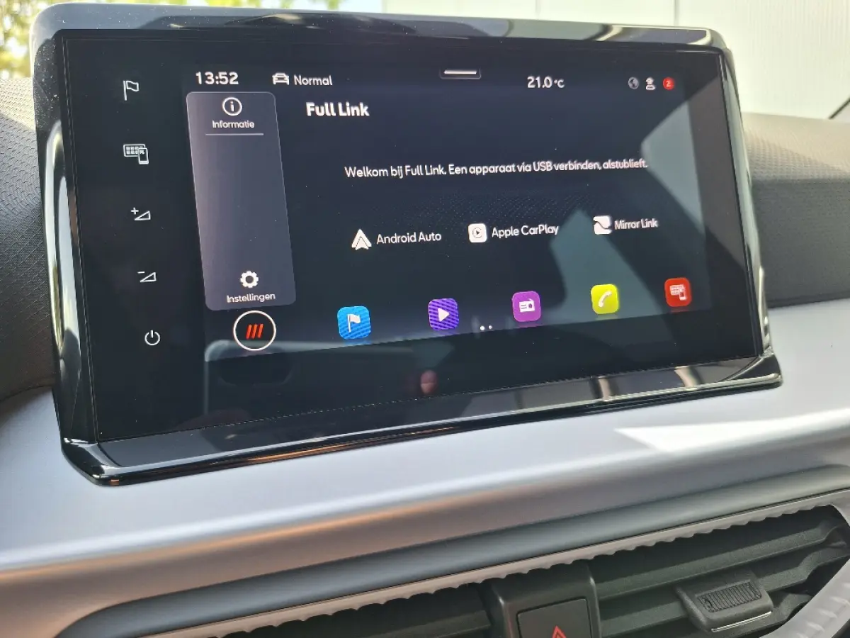1.0 TSI 110pk FR * Navigatie * Camera * Stoelverwarming * Adaptieve Cruise Control *