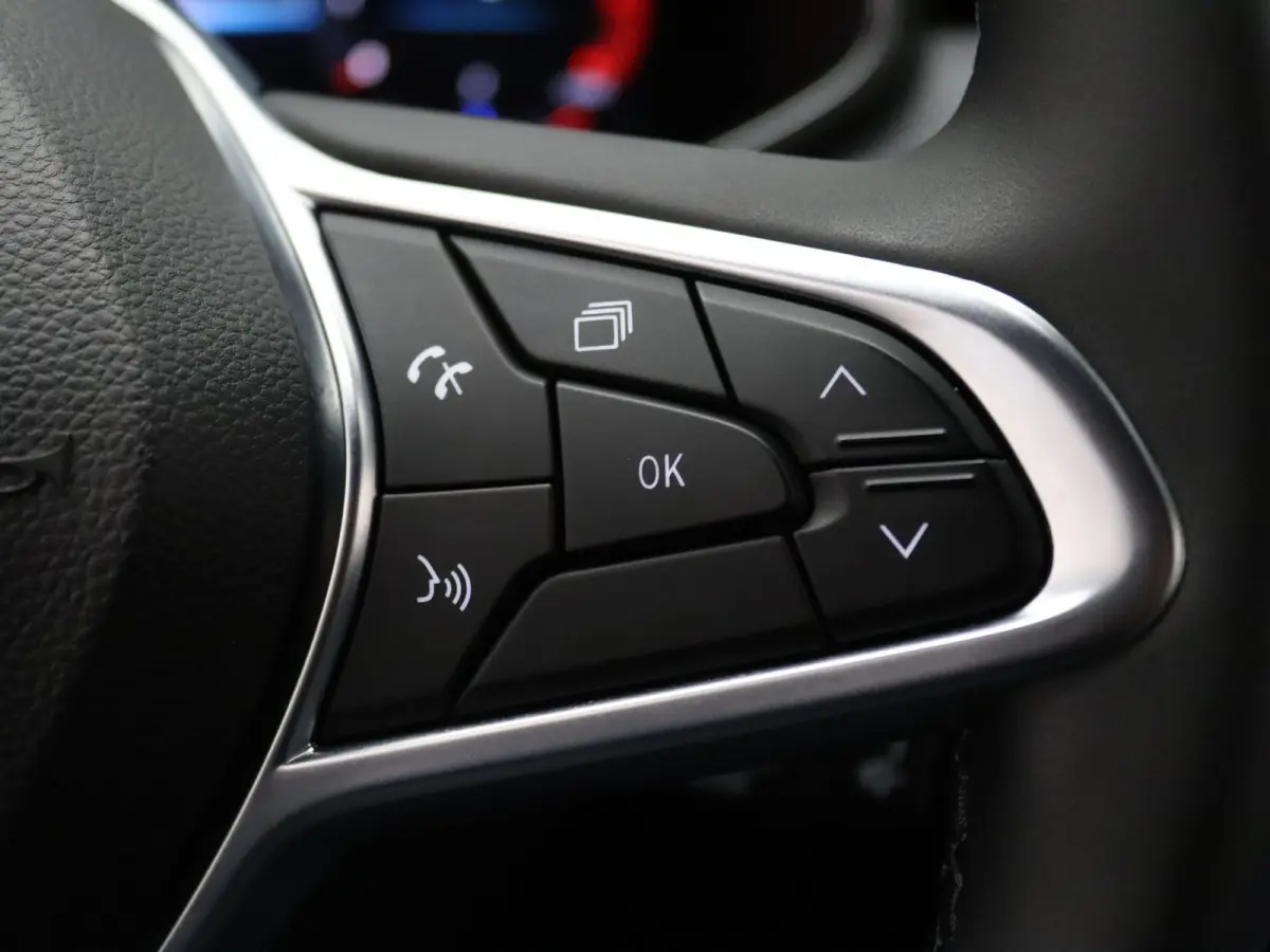 90pk TCe GPF techno Apple Carplay/Android Auto | Climate