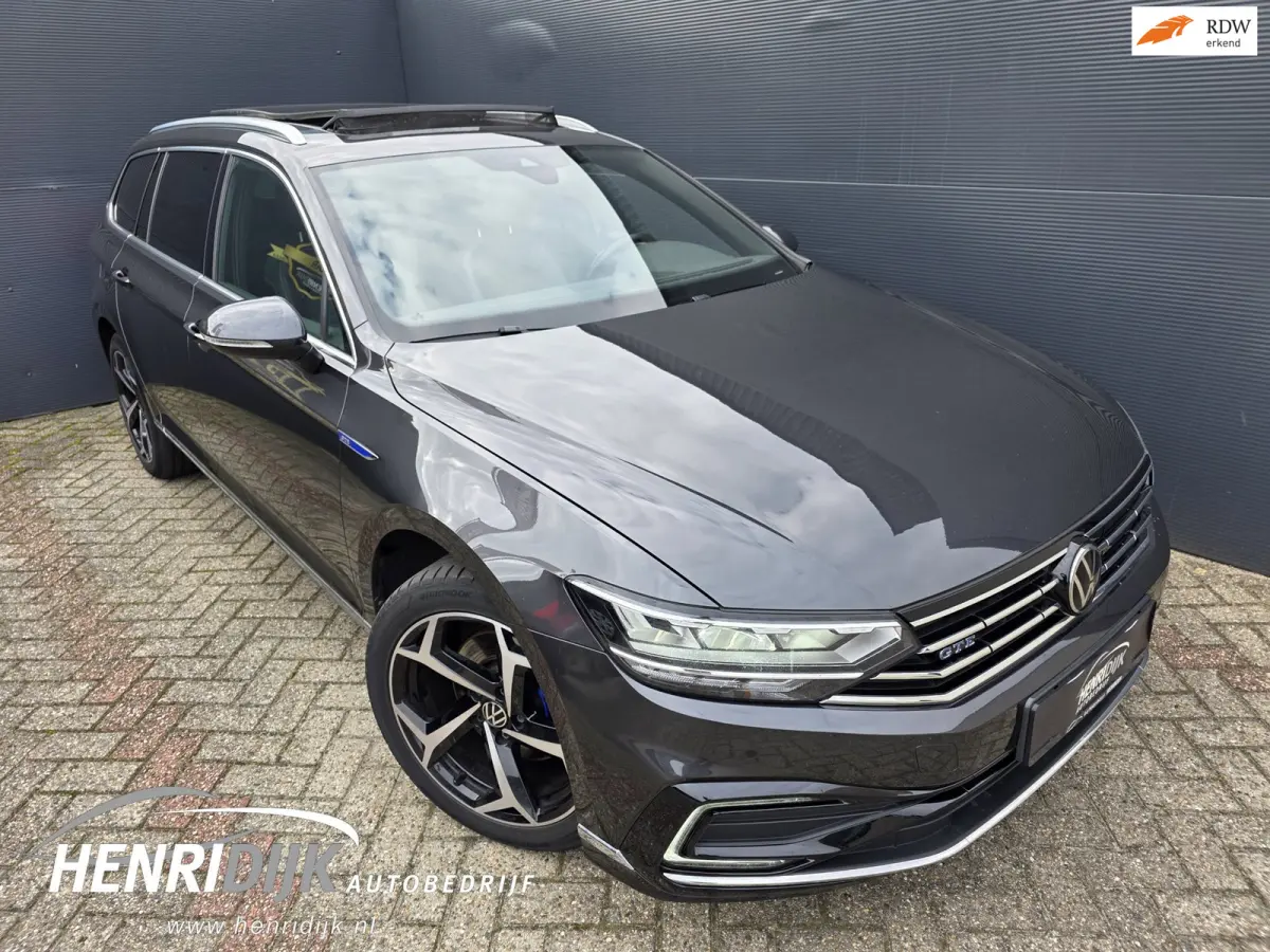 1.4 TSI PHEV GTE Business Pano / Camera / Trekhaak / SOH 97%