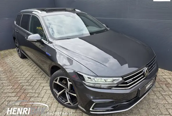 1.4 TSI PHEV GTE Business Pano / Camera / Trekhaak / SOH 97%