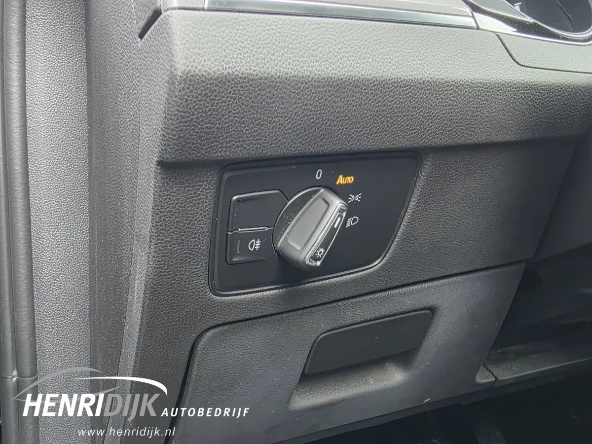 1.4 TSI PHEV GTE Business Pano / Camera / Trekhaak / SOH 97%