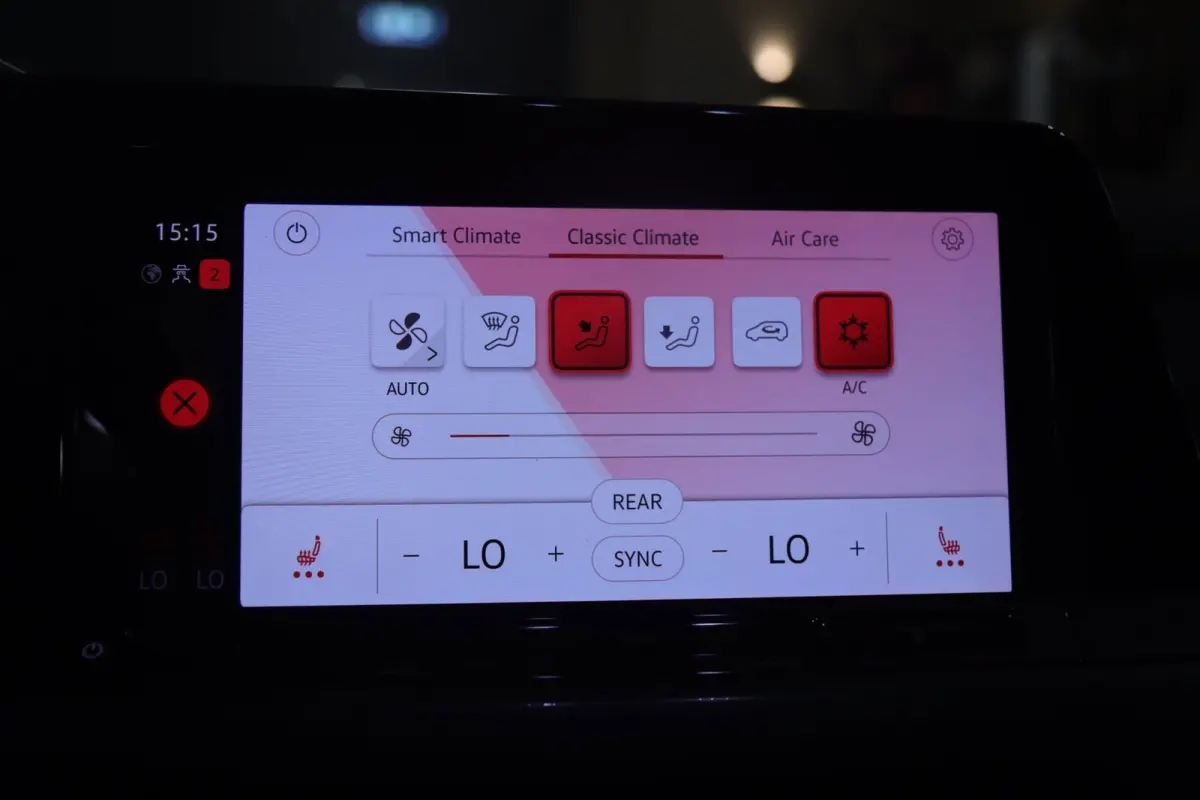 2.0 TSI GTI CLUBSPORT NURBERGRING/PANO/HUD/H&K/IQ/NAVI/CAM