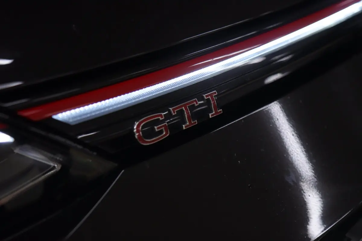 2.0 TSI GTI CLUBSPORT NURBERGRING/PANO/HUD/H&K/IQ/NAVI/CAM