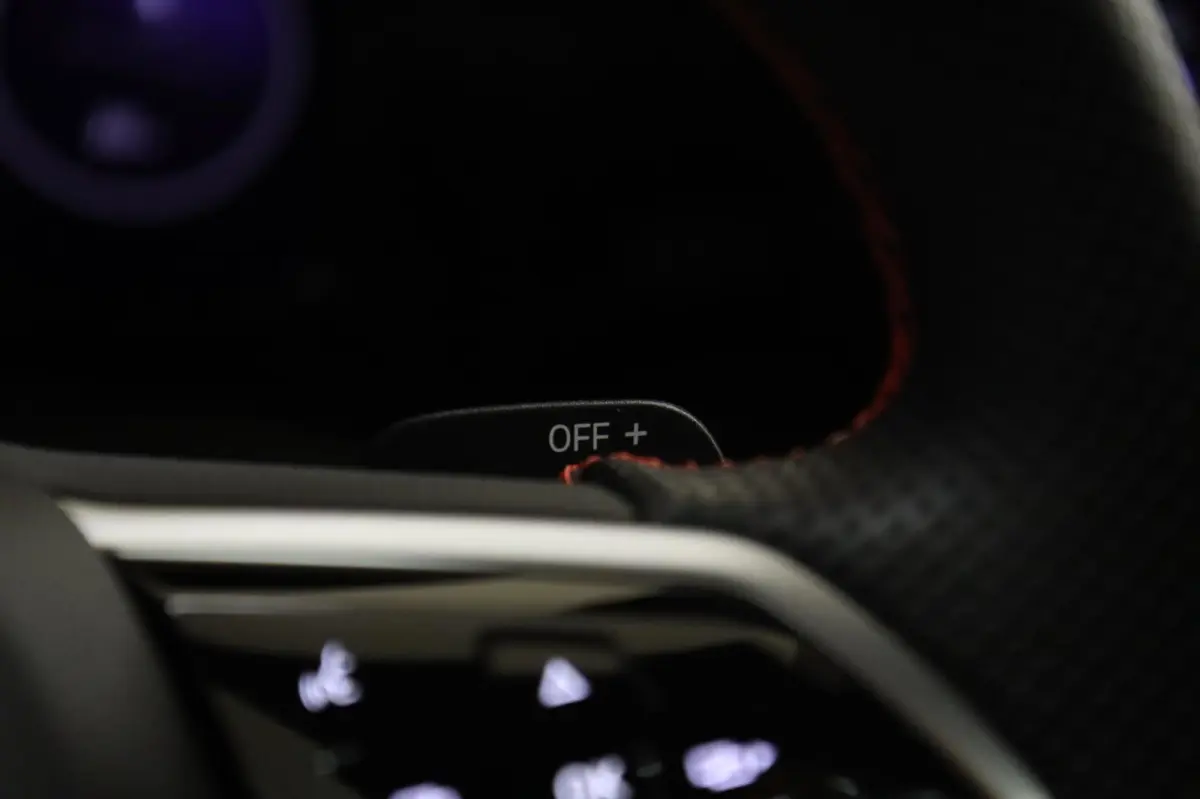 2.0 TSI GTI CLUBSPORT NURBERGRING/PANO/HUD/H&K/IQ/NAVI/CAM