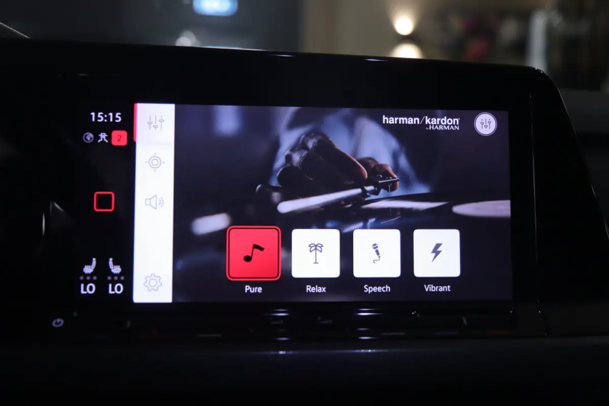 2.0 TSI GTI CLUBSPORT NURBERGRING/PANO/HUD/H&K/IQ/NAVI/CAM