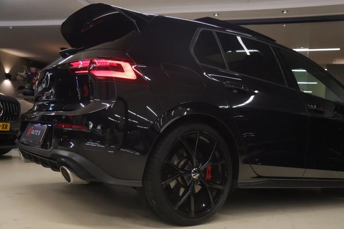 2.0 TSI GTI CLUBSPORT NURBERGRING/PANO/HUD/H&K/IQ/NAVI/CAM