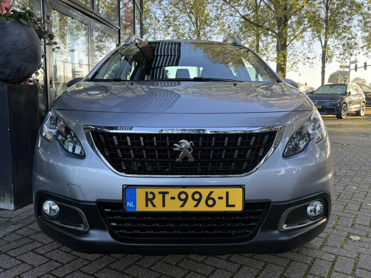 1.2 PureTech 110PK Blue Lion AUTOMAAT | Airconditioning | Navigatie | Electr. ramen | Cruise Control