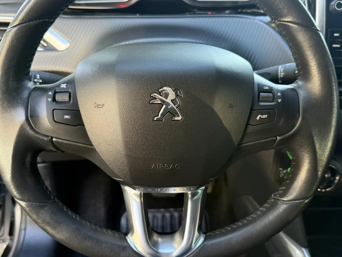 1.2 PureTech 110PK Blue Lion AUTOMAAT | Airconditioning | Navigatie | Electr. ramen | Cruise Control