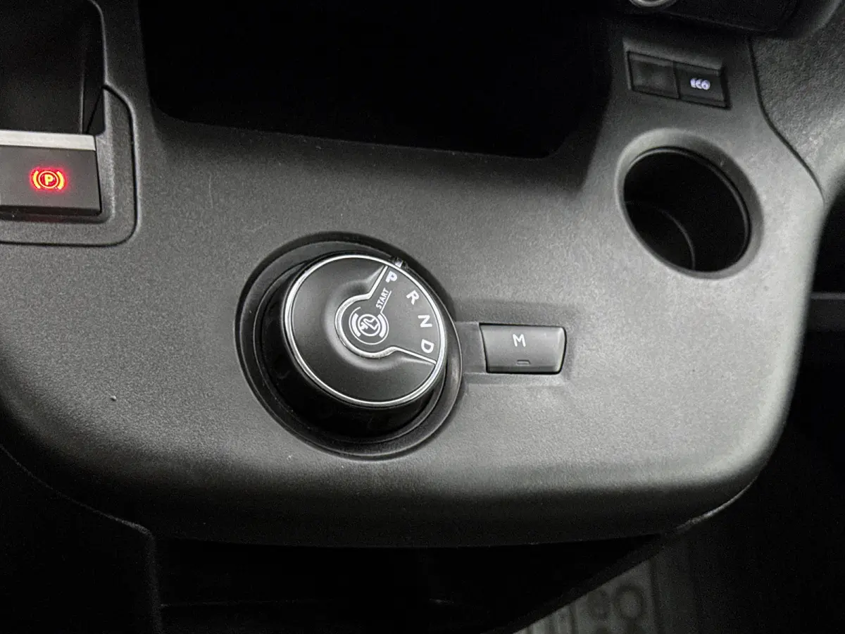 1.5 D-4D Automaat 131pk Camera Carplay Trekhaak Cruise control