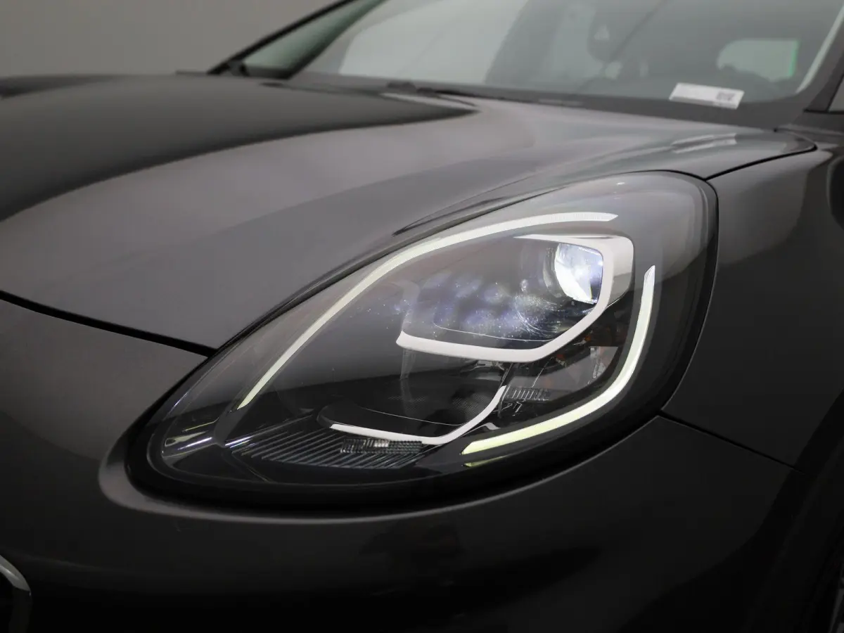 1.0 EcoBoost Titanium