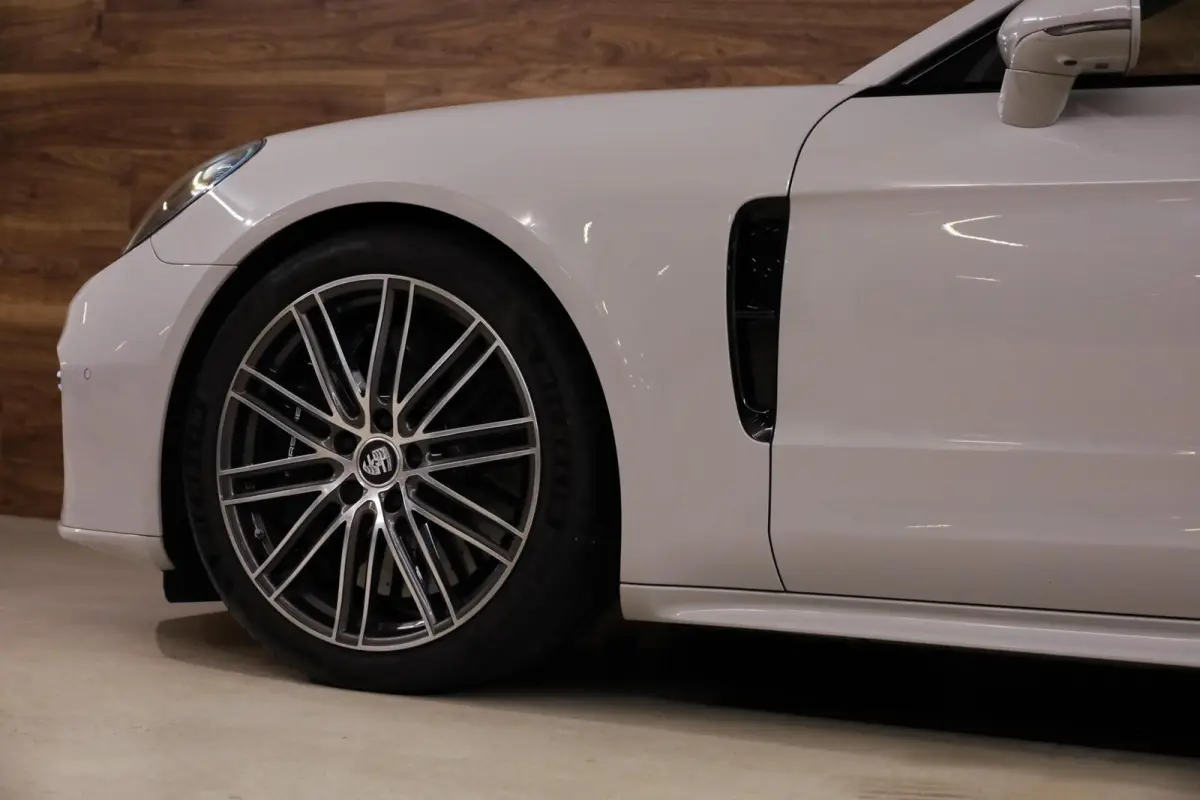 4.0 Turbo S E-Hybrid
