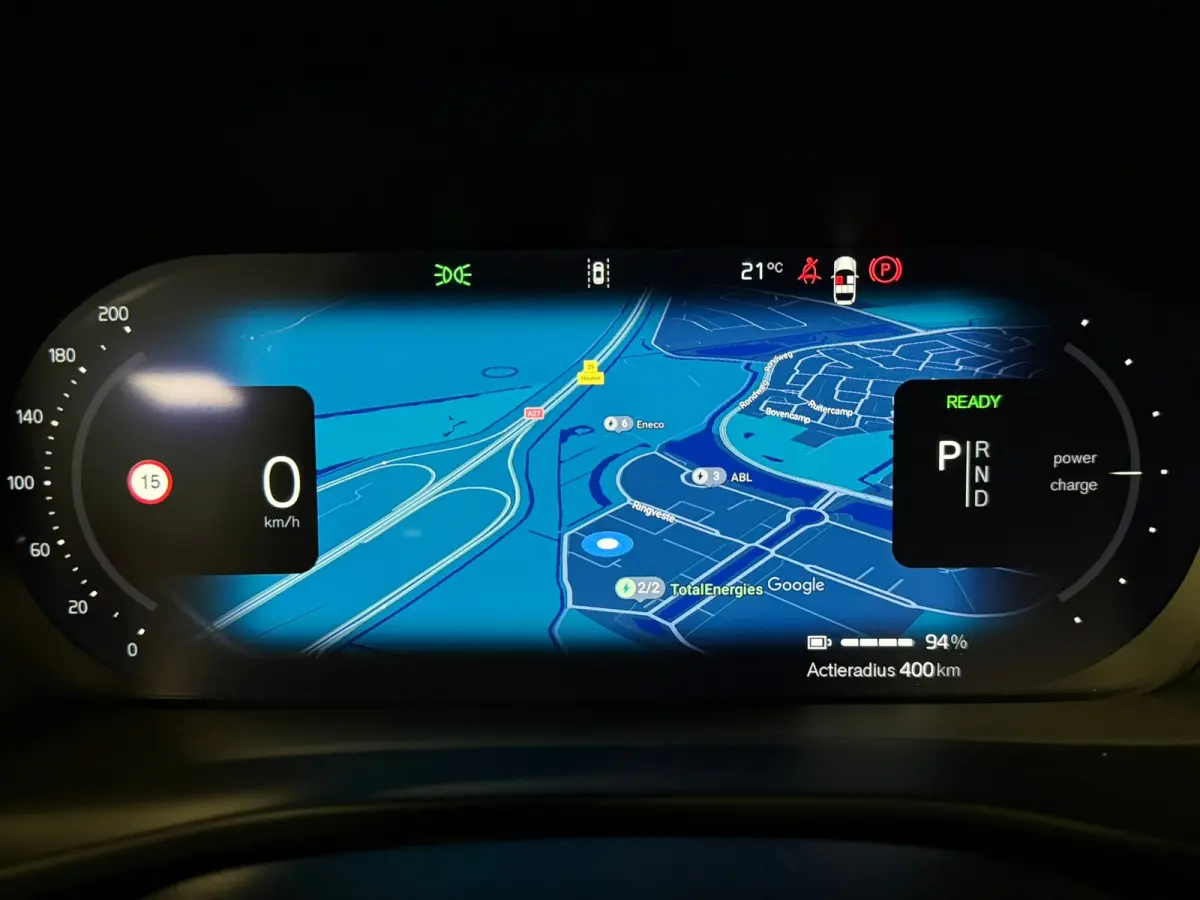 Single Motor Plus 70 kWh | 100% SoH | Adaptieve Cruise Control | Stoel en Stuurwielverwarming | Parkeercamera | Pilot Assist | BLIS Dode Hoek Detectie | Microtech / Alcantara bekleding met w