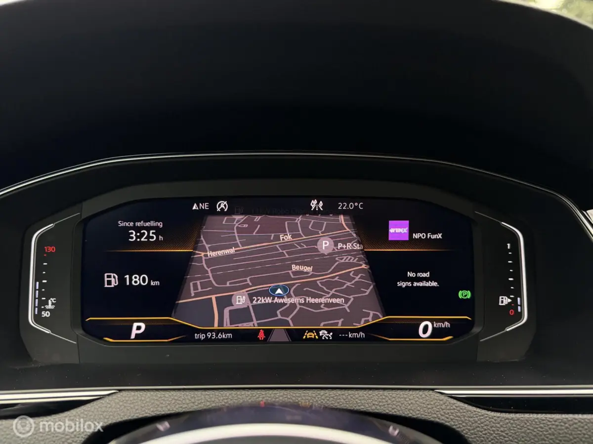 2.0 TSI Business R Exclusive|Pano|Massage|Lane assist|Elektrische kofferklep|Virtual Dashboard|Sfeerverlichting|