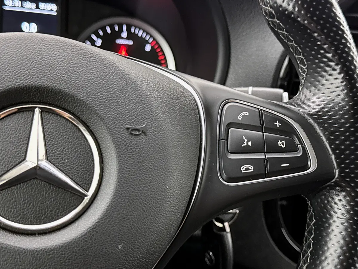 119 CDI Lang Led Distronic Stoelverwarming Navigatie Trekhaak