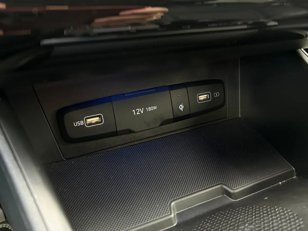 1.6 T-GDI 265pk PHEV Premium 4WD | Leder | Carplay | Climate | Keyless | Navigatie | Elek. Klep | Full - Led | 360 Camera | KRELL Audio | Elek. Stoelen | 19" Lichtmetaal | Winterpakket | Sto