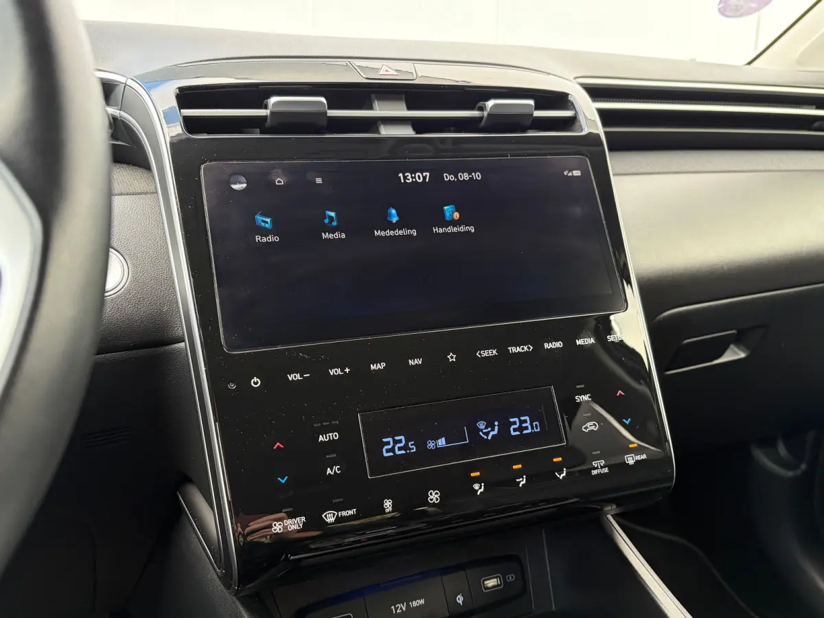 1.6 T-GDI 265pk PHEV Premium 4WD | Leder | Carplay | Climate | Keyless | Navigatie | Elek. Klep | Full - Led | 360 Camera | KRELL Audio | Elek. Stoelen | 19" Lichtmetaal | Winterpakket | Sto