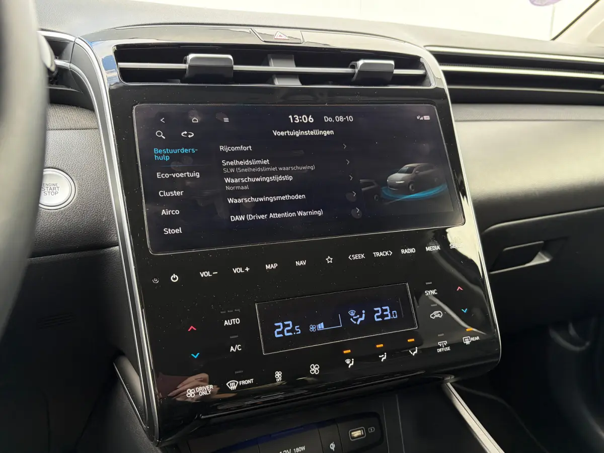 1.6 T-GDI 265pk PHEV Premium 4WD | Leder | Carplay | Climate | Keyless | Navigatie | Elek. Klep | Full - Led | 360 Camera | KRELL Audio | Elek. Stoelen | 19" Lichtmetaal | Winterpakket | Sto
