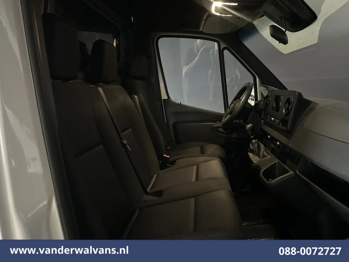 317 CDI 170pk L3H2 Euro6 Airco | Camera | Navigatie | Apple Carplay | Trekhaak | Stoelverwarming Android Auto, Parkeersensoren, Bijrijdersbank