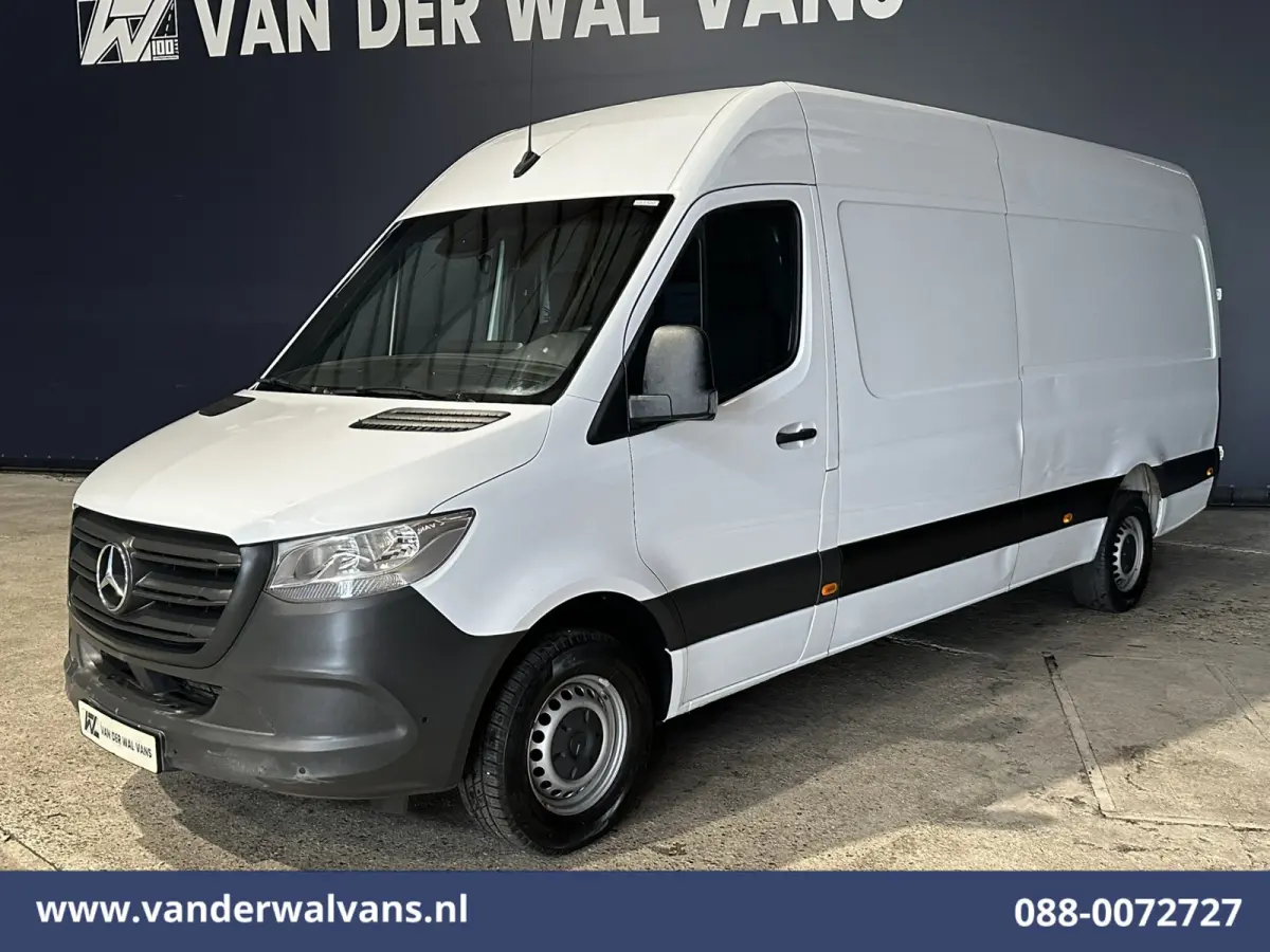 317 CDI 170pk L3H2 Euro6 Airco | Camera | Navigatie | Apple Carplay | Trekhaak | Stoelverwarming Android Auto, Parkeersensoren, Bijrijdersbank