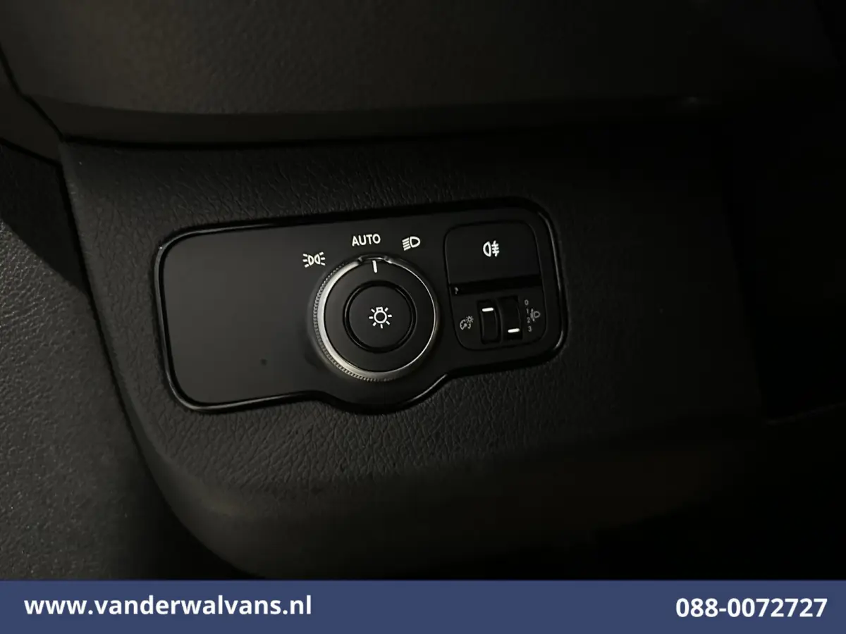 317 CDI 170pk L3H2 Euro6 Airco | Camera | Navigatie | Apple Carplay | Trekhaak | Stoelverwarming Android Auto, Parkeersensoren, Bijrijdersbank