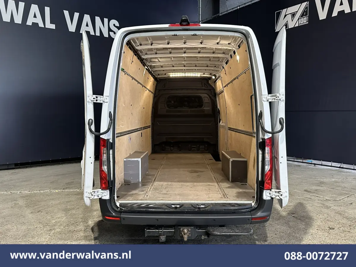 317 CDI 170pk L3H2 Euro6 Airco | Camera | Navigatie | Apple Carplay | Trekhaak | Stoelverwarming Android Auto, Parkeersensoren, Bijrijdersbank