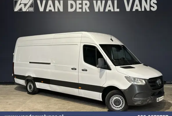 317 CDI 170pk L3H2 Euro6 Airco | Camera | Navigatie | Apple Carplay | Trekhaak | Stoelverwarming Android Auto, Parkeersensoren, Bijrijdersbank