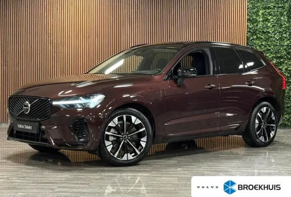 T6 AWD Recharge Ultra Dark | Facelift | Luchtvering | Trekhaak | All Season Banden | 360° Camera | Head-Up Display | Harman Kardon | Adaptieve Cruise Control | Stoelverwarming voor+achter |