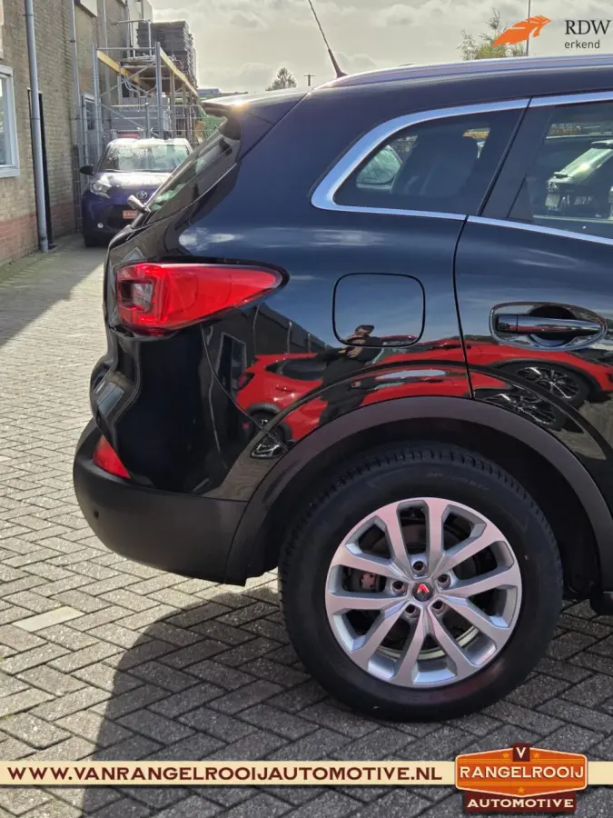 1.2 TCe Intens Aut., stoelverw., clima, cruise, pdc, half leer, 17" lmv