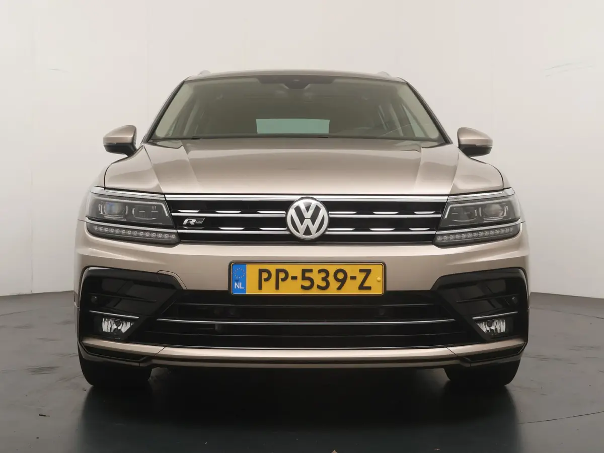1.4 TSI ACT Highline | Trekhaak | R-Line | Panoramadak | Lederen Bekl. |