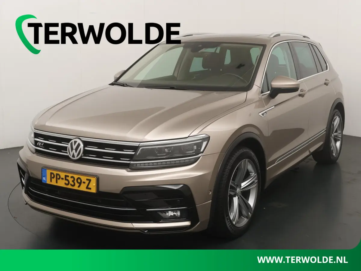 1.4 TSI ACT Highline | Trekhaak | R-Line | Panoramadak | Lederen Bekl. |