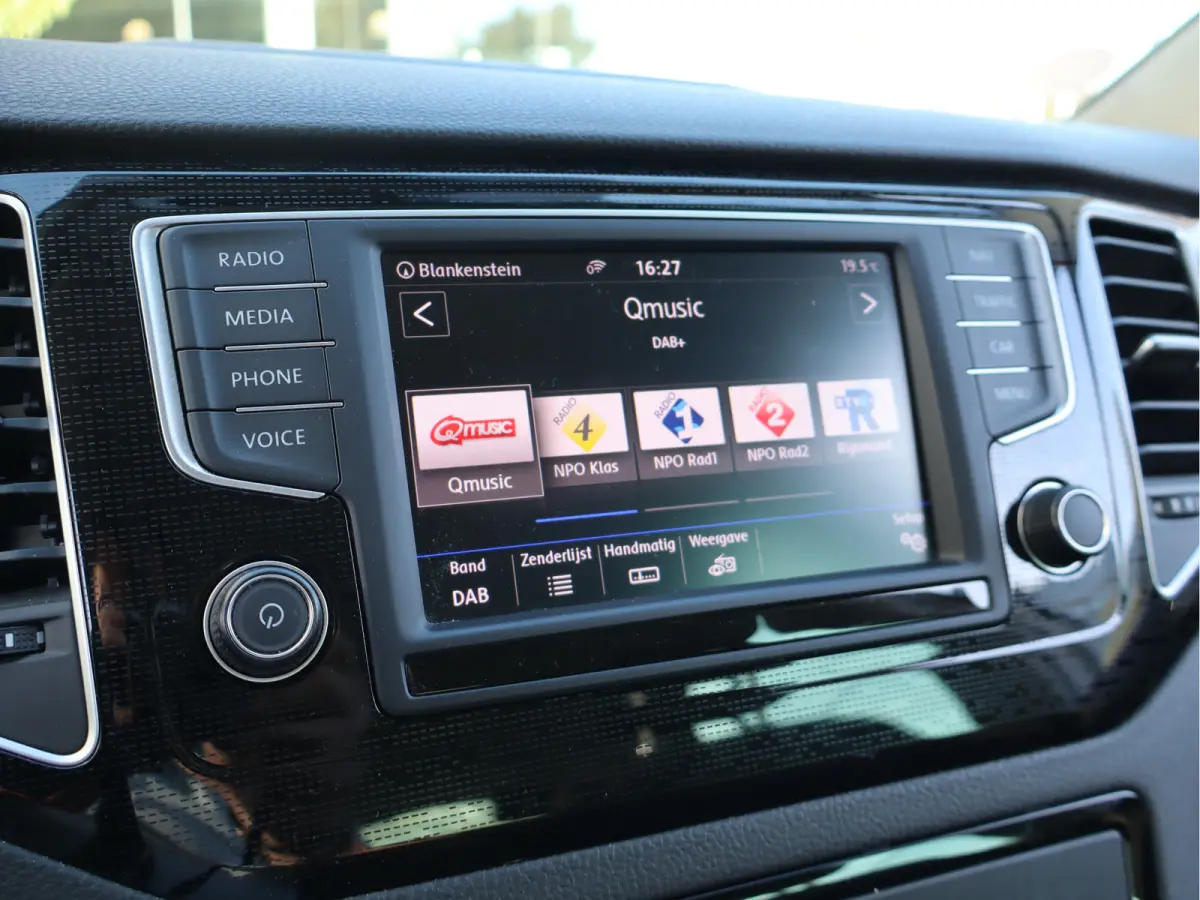 1.2 TSI Connected Series AUTOMAAT / Trekhaak / Navi / Clima / Cruise / LM-Velgen