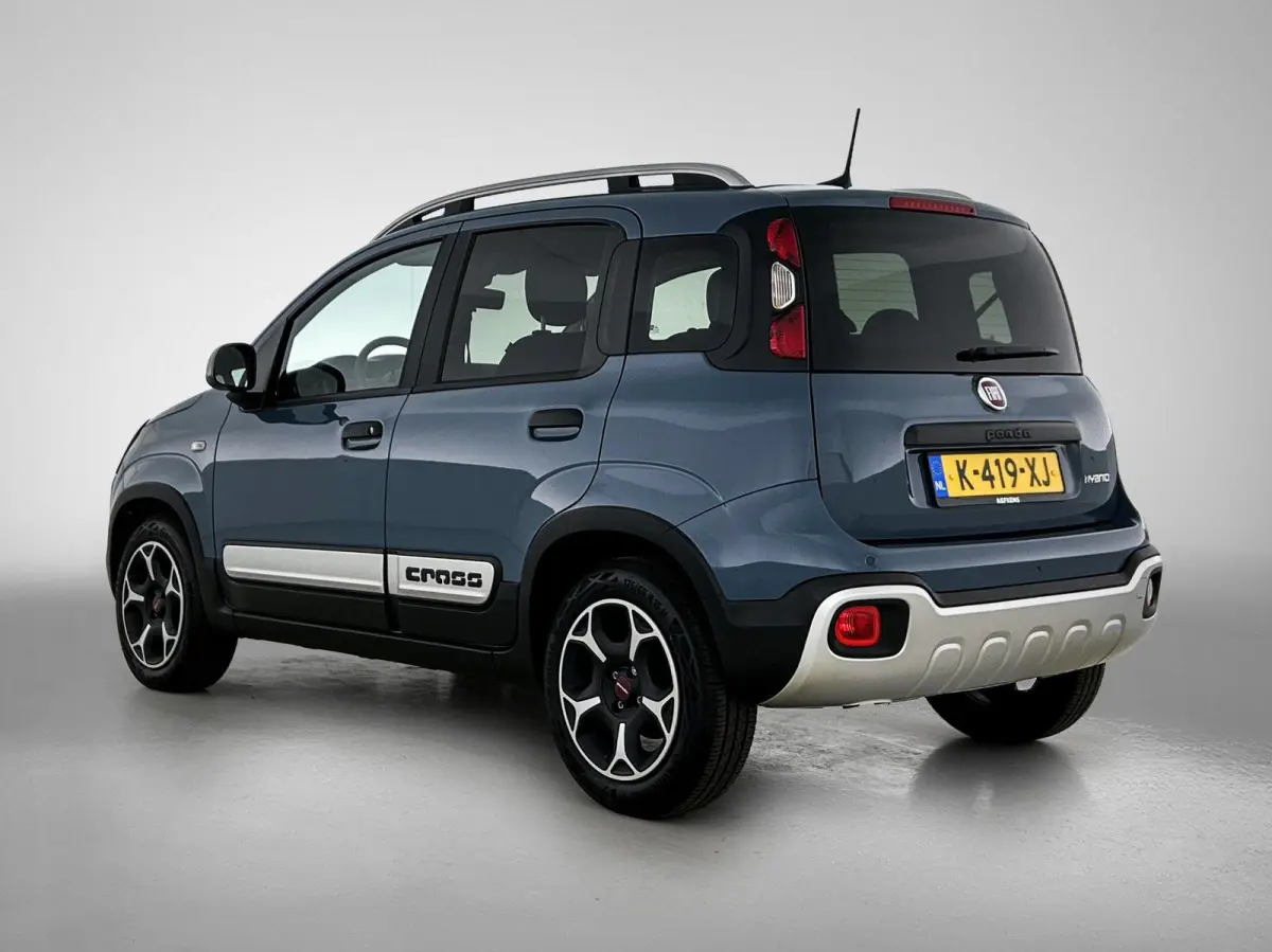 1.0 70pk Hybrid Cross | Stoelverwarming | Stoelverwarming | Climate Control | Parkeersensoren | Cruise Control | 15"LMV |