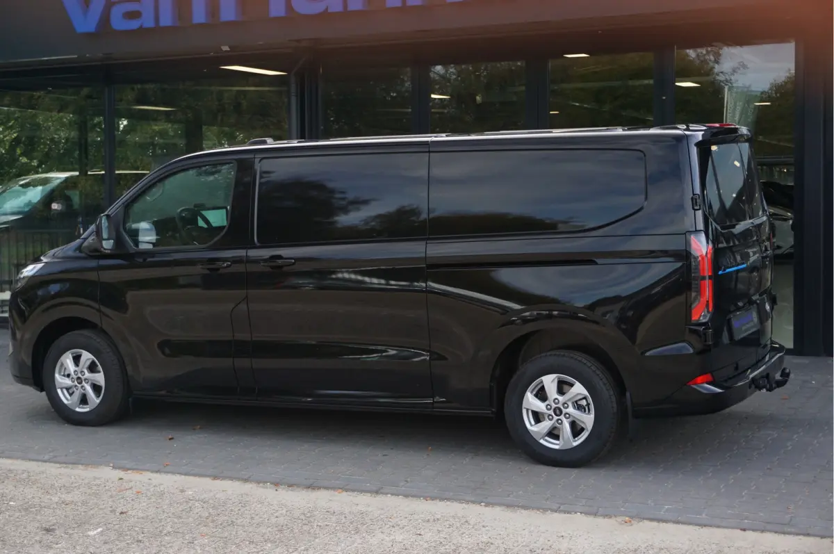 320L 218PK 71KWH AWD Limited Elektrisch AUT BPM VRIJ!! Apple CP/Android A, LED, Trekhaak, 2x Schuifdeur!! NR. EC50