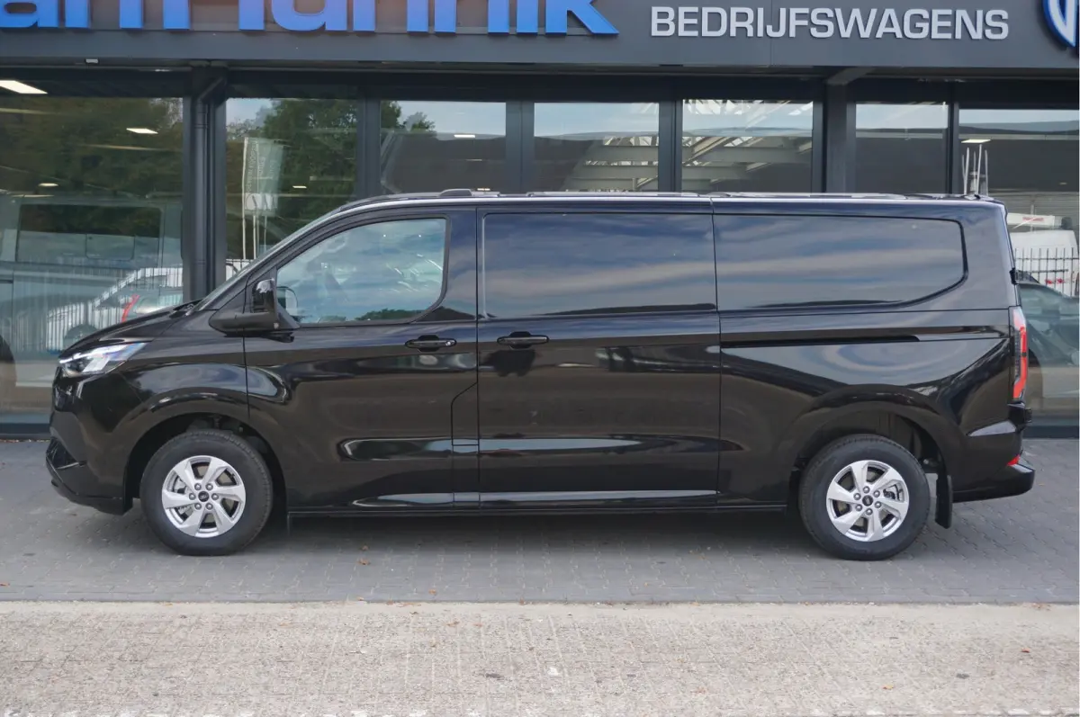 320L 218PK 71KWH AWD Limited Elektrisch AUT BPM VRIJ!! Apple CP/Android A, LED, Trekhaak, 2x Schuifdeur!! NR. EC50