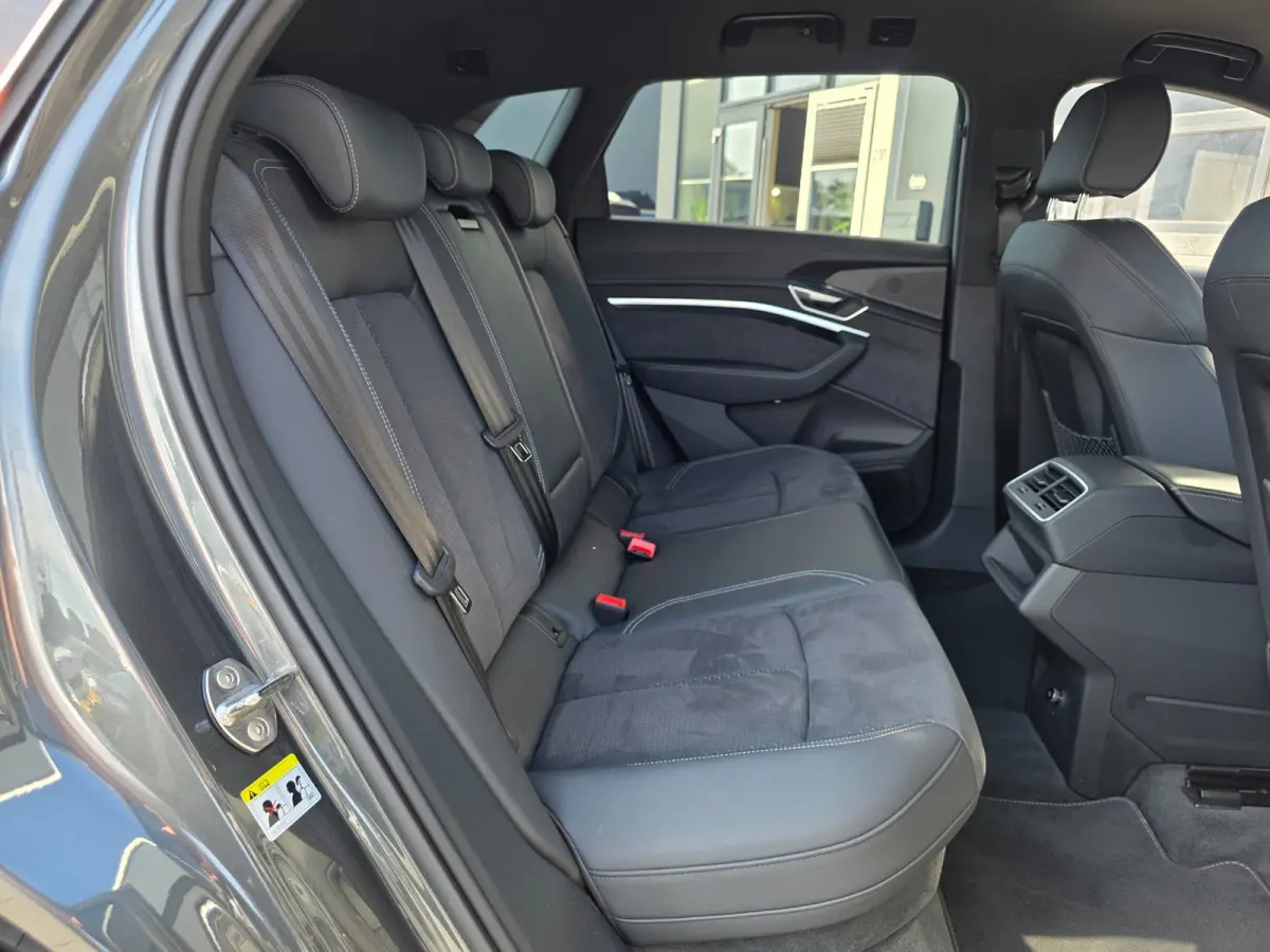 55 quattro S edition 95 kWh | TREKHAAK | 93% SOH | NAP | HUD | 360 CAMERA | ACC