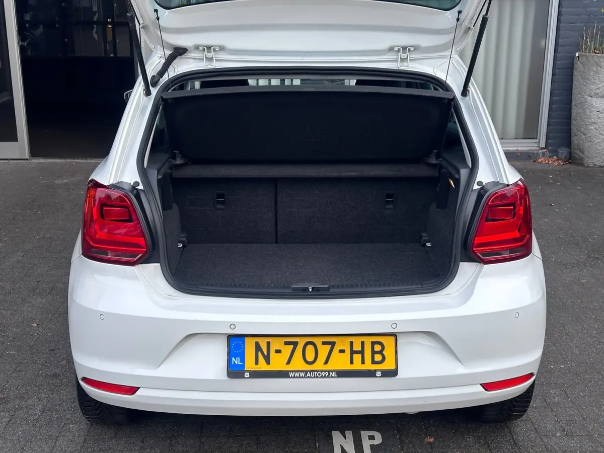 1.0 Comfortline PANO / CRUISE / CLIMA / STOELVERWARMING