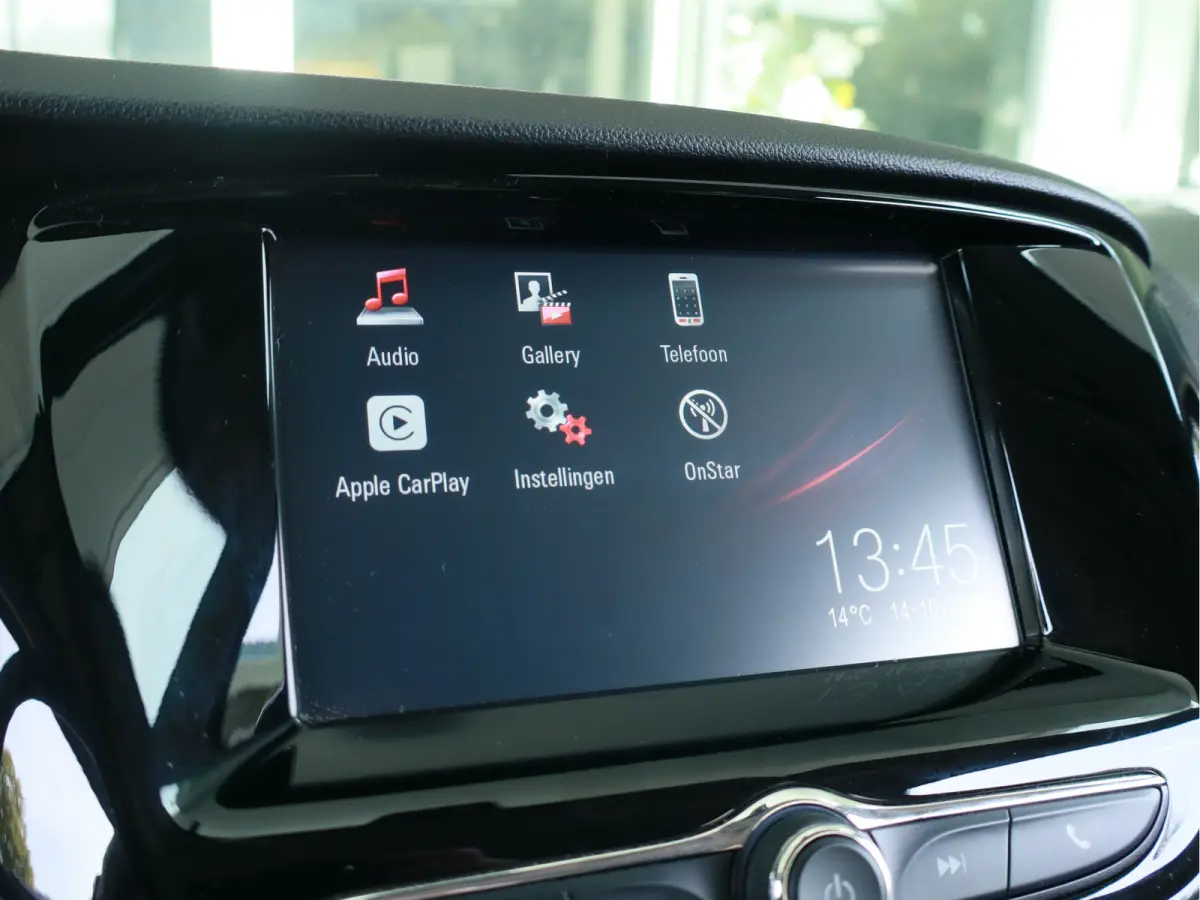 1.0 Online Edition Airco / Cruise / Apple - Android / LM-Velgen