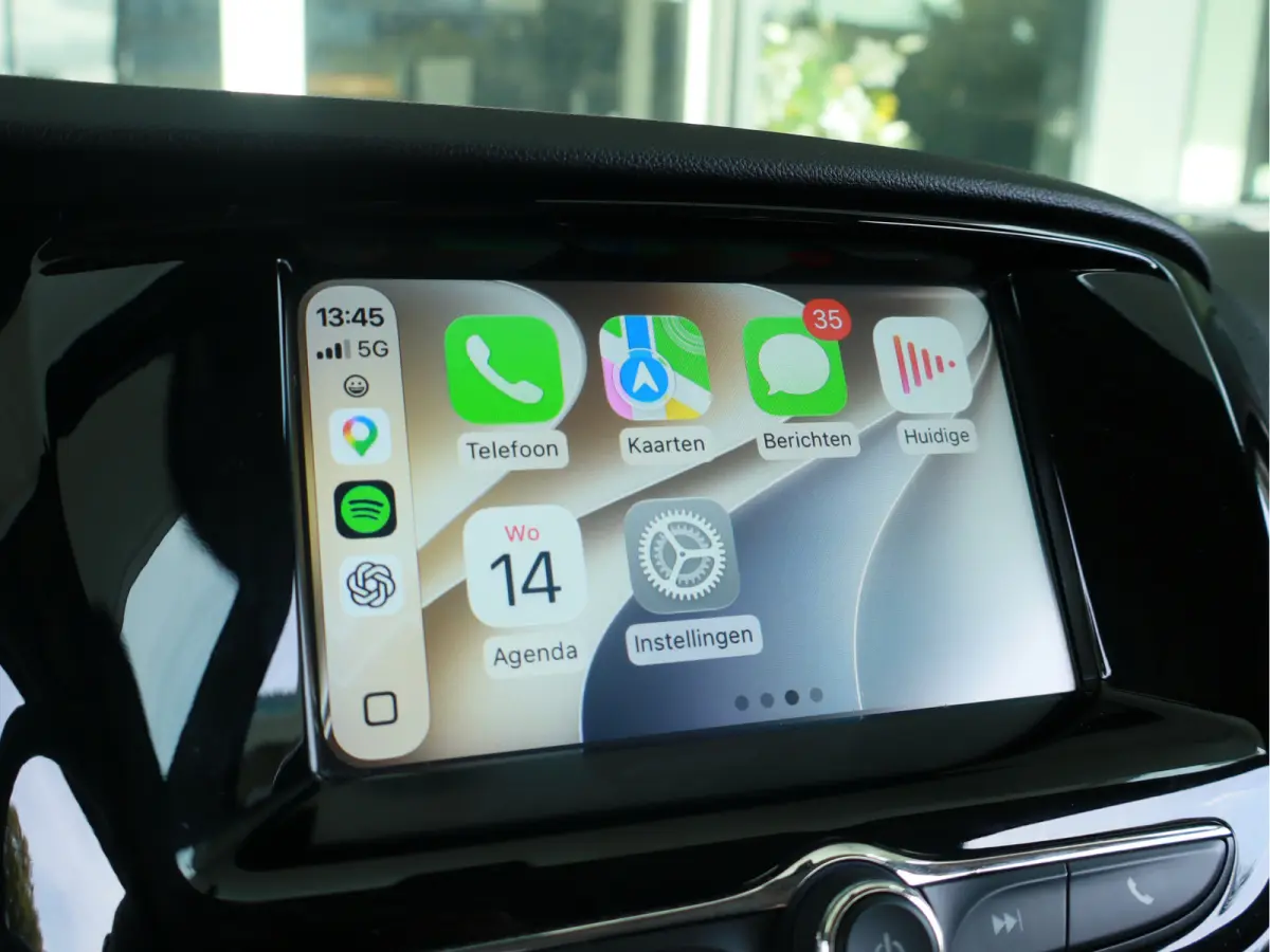 1.0 Online Edition Airco / Cruise / Apple - Android / LM-Velgen