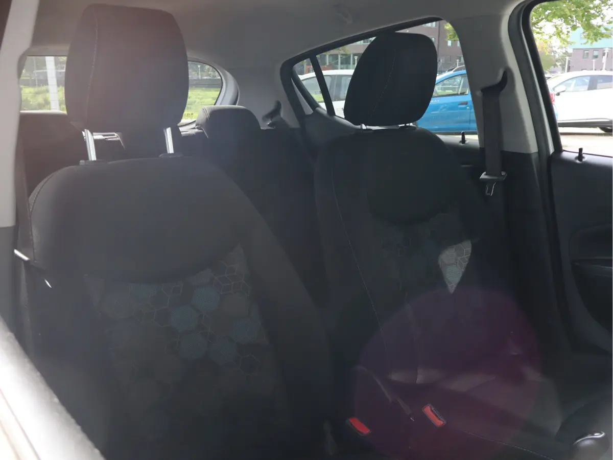 1.0 Online Edition Airco / Cruise / Apple - Android / LM-Velgen