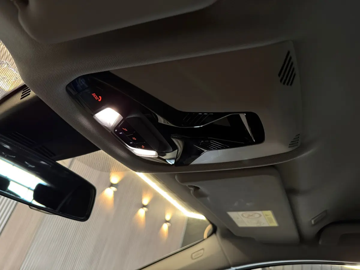118i Executive Edition |Digtale Dash|Automaat|Apple Carplay|Keyless|Camera