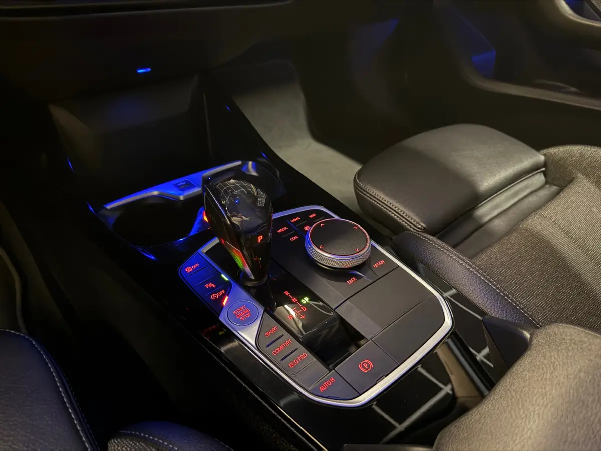 118i Executive Edition |Digtale Dash|Automaat|Apple Carplay|Keyless|Camera