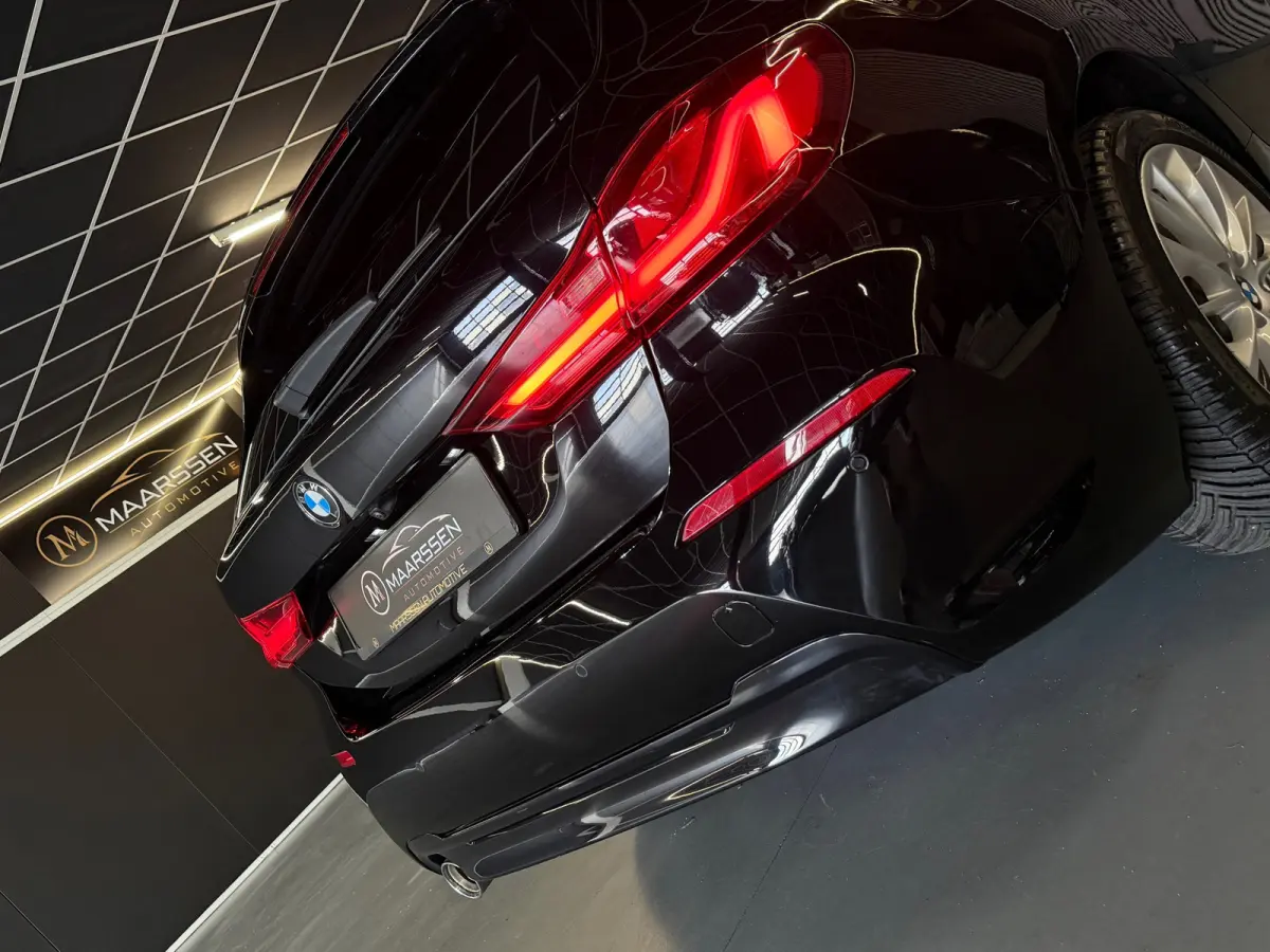 118i Executive Edition |Digtale Dash|Automaat|Apple Carplay|Keyless|Camera