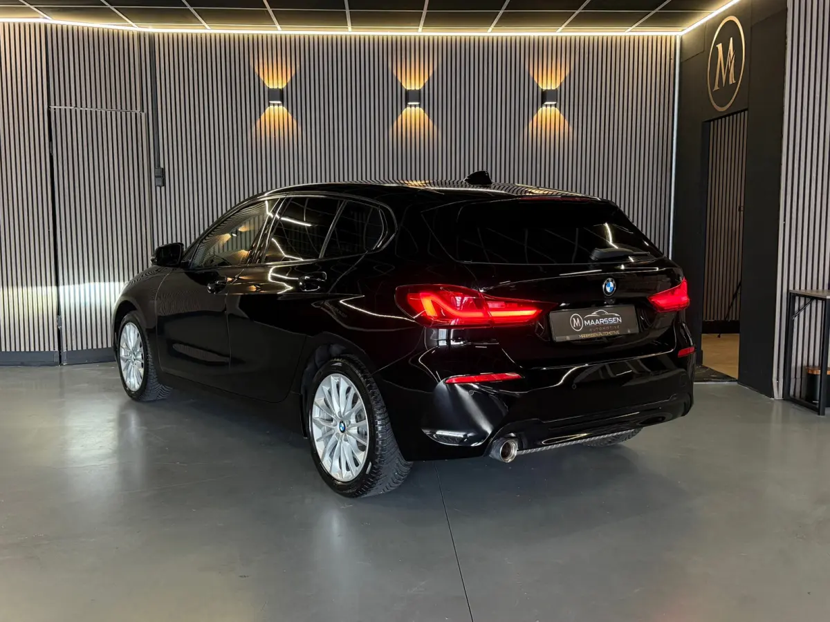 118i Executive Edition |Digtale Dash|Automaat|Apple Carplay|Keyless|Camera
