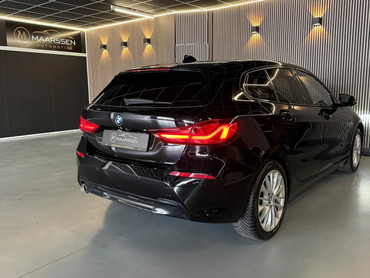 118i Executive Edition |Digtale Dash|Automaat|Apple Carplay|Keyless|Camera