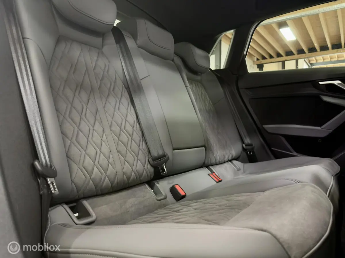 45 TFSI e S edition Competition | RS Seats | Pano | Stoelverwarming | 19" | Camera | S Onderstel | Black Optic | Virtual Cockpit Plus | Audi Pre Sense | Keyless | 245PK