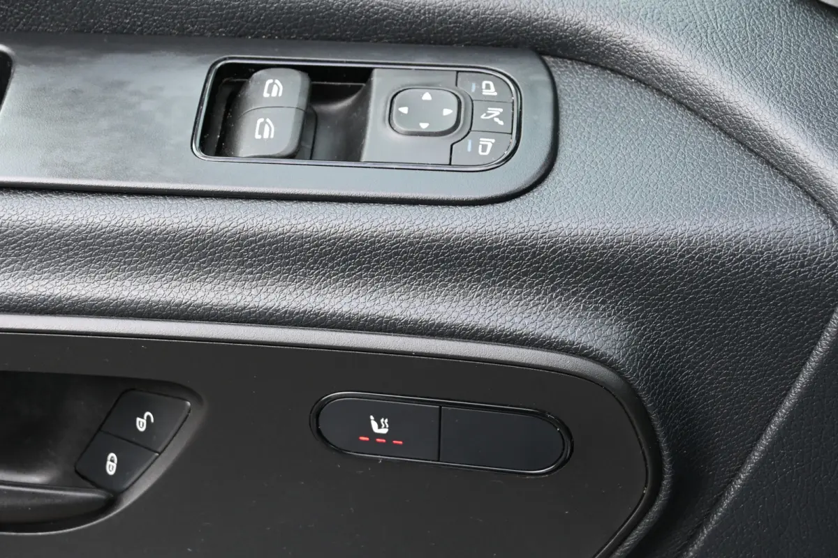 317 CDI L3H2 Pro LED, Navigatie met camera, 270 Graden deuren