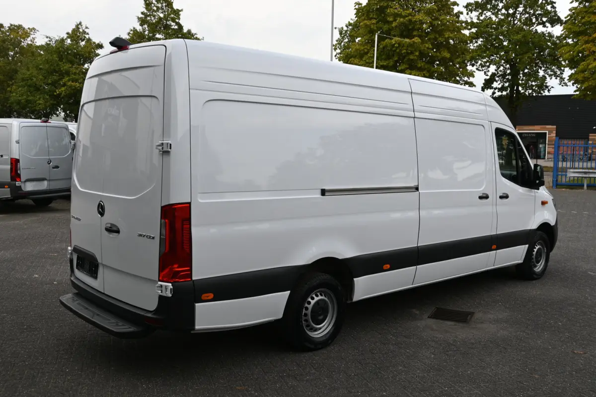 317 CDI L3H2 Pro LED, Navigatie met camera, 270 Graden deuren