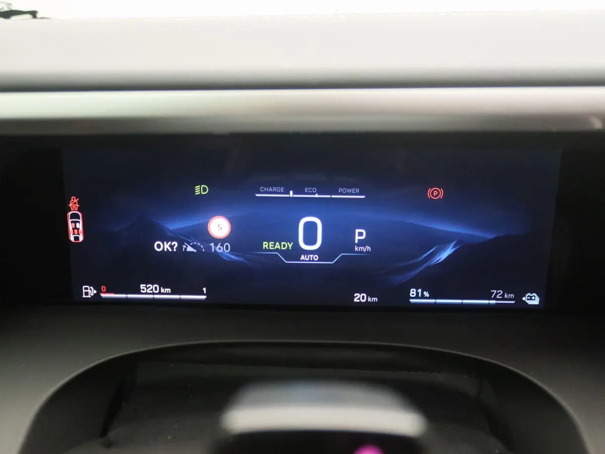 1.6 e-Hybrid Plug-In First Edition | Demo |